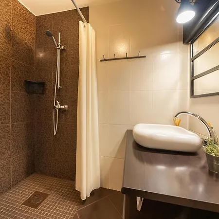 Apartamento Old Town Penthouse 2 Bedroom On Two Floors *