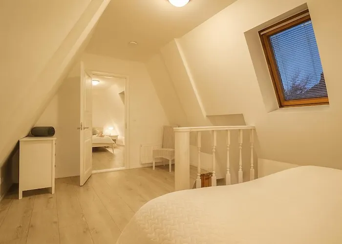 Old Town Penthouse 2 Bedroom On Two Floors شقة