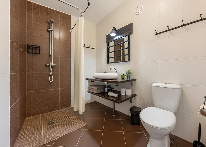 Old Town Penthouse 2 Bedroom On Two Floors Talin