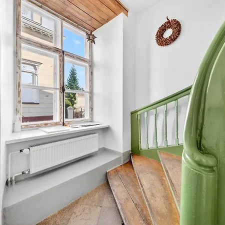 Old Town Penthouse 2 Bedroom On Two Floors Korter