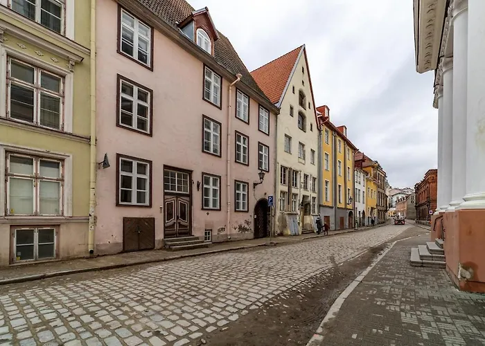 Old Town Penthouse 2 Bedroom On Two Floors Tallinn